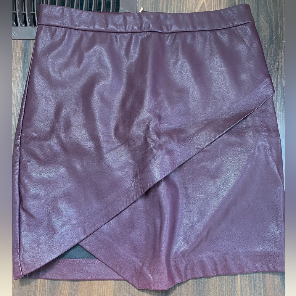 Dynamite leather mini skirt , burgundy colour, size small